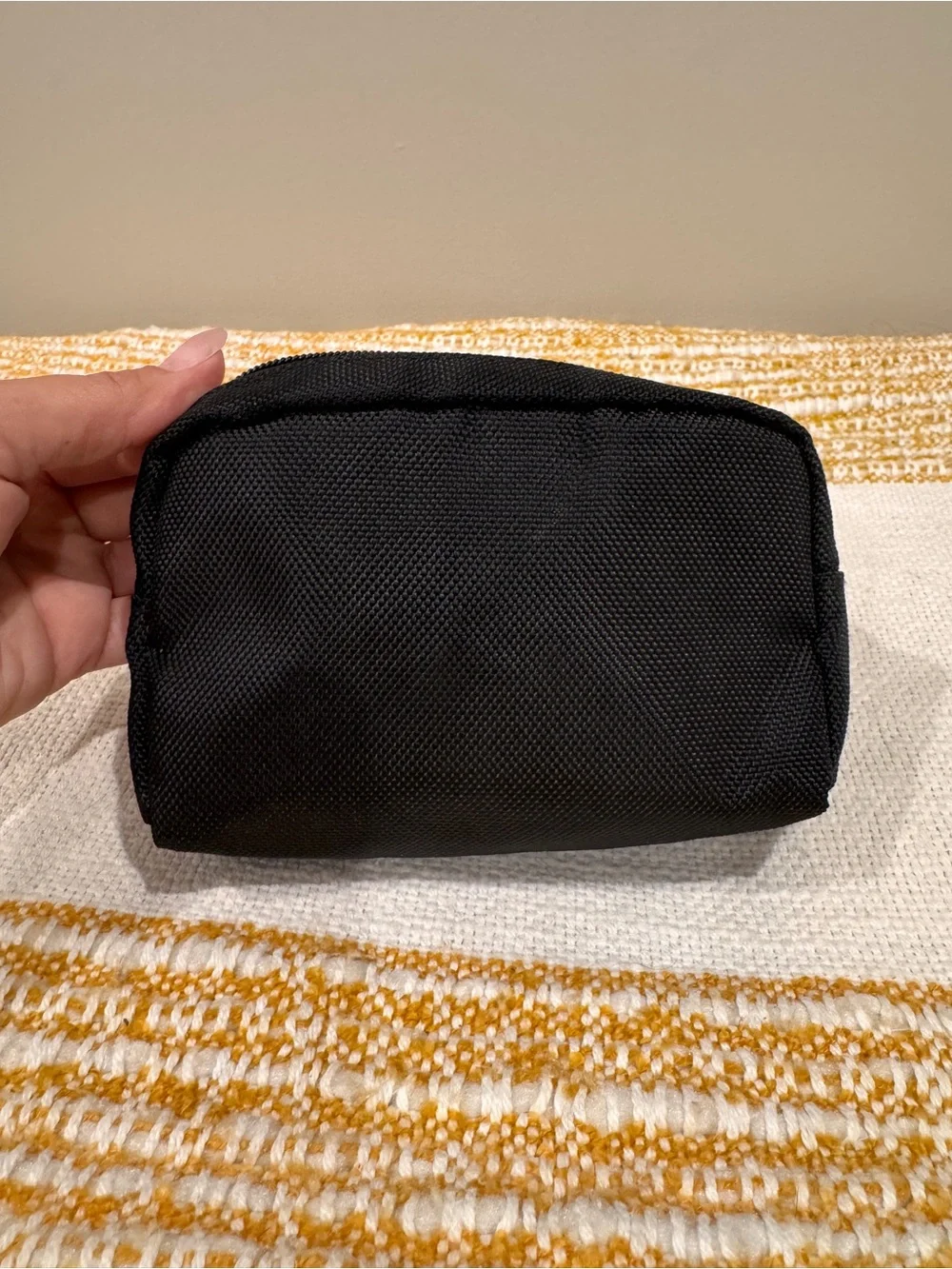 TUMI‎ x Delta Black Nylon Travel Pouch - Compact Men's Accessory